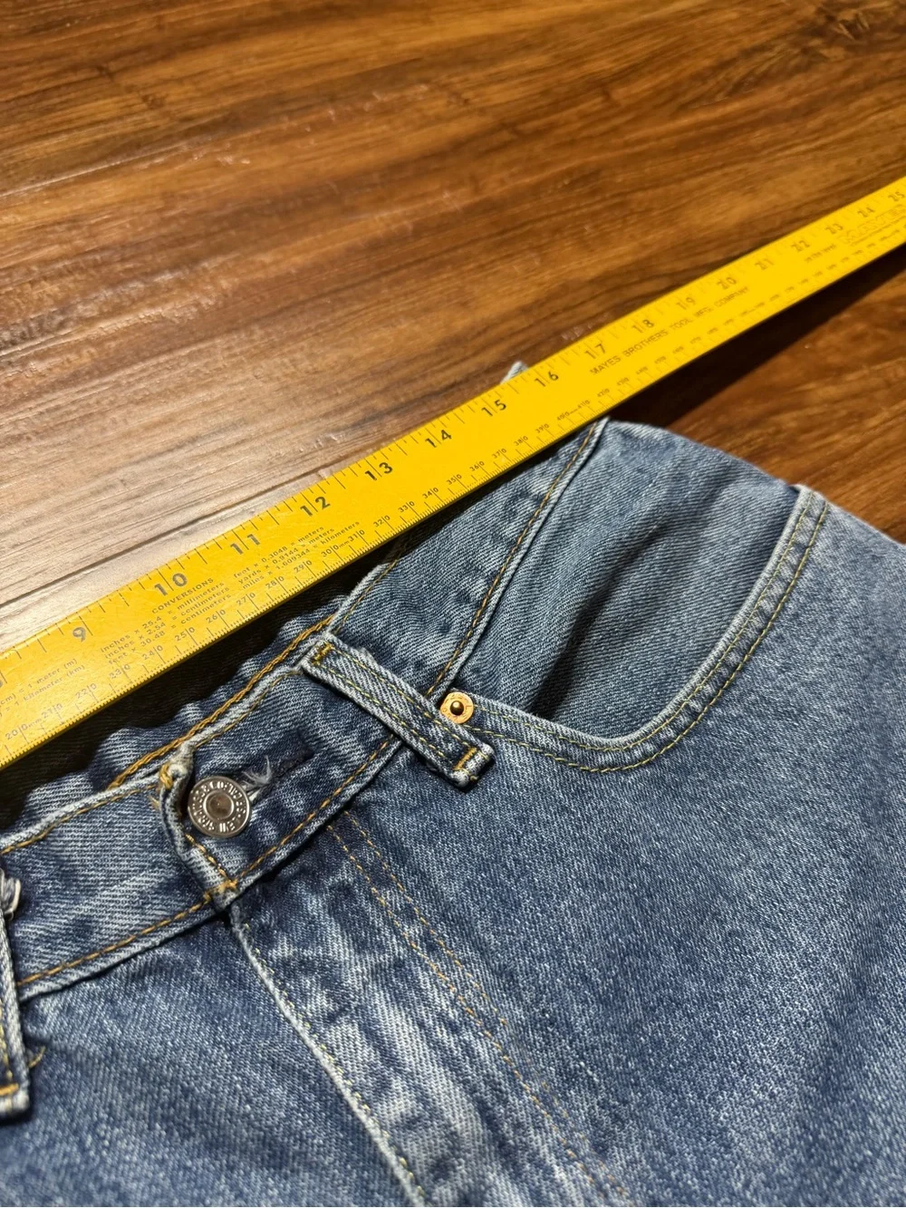 Levi’s 550 Relaxed Fit Jeans Light Wash W34 L31 Vintage Y2K Baggy Red Tab